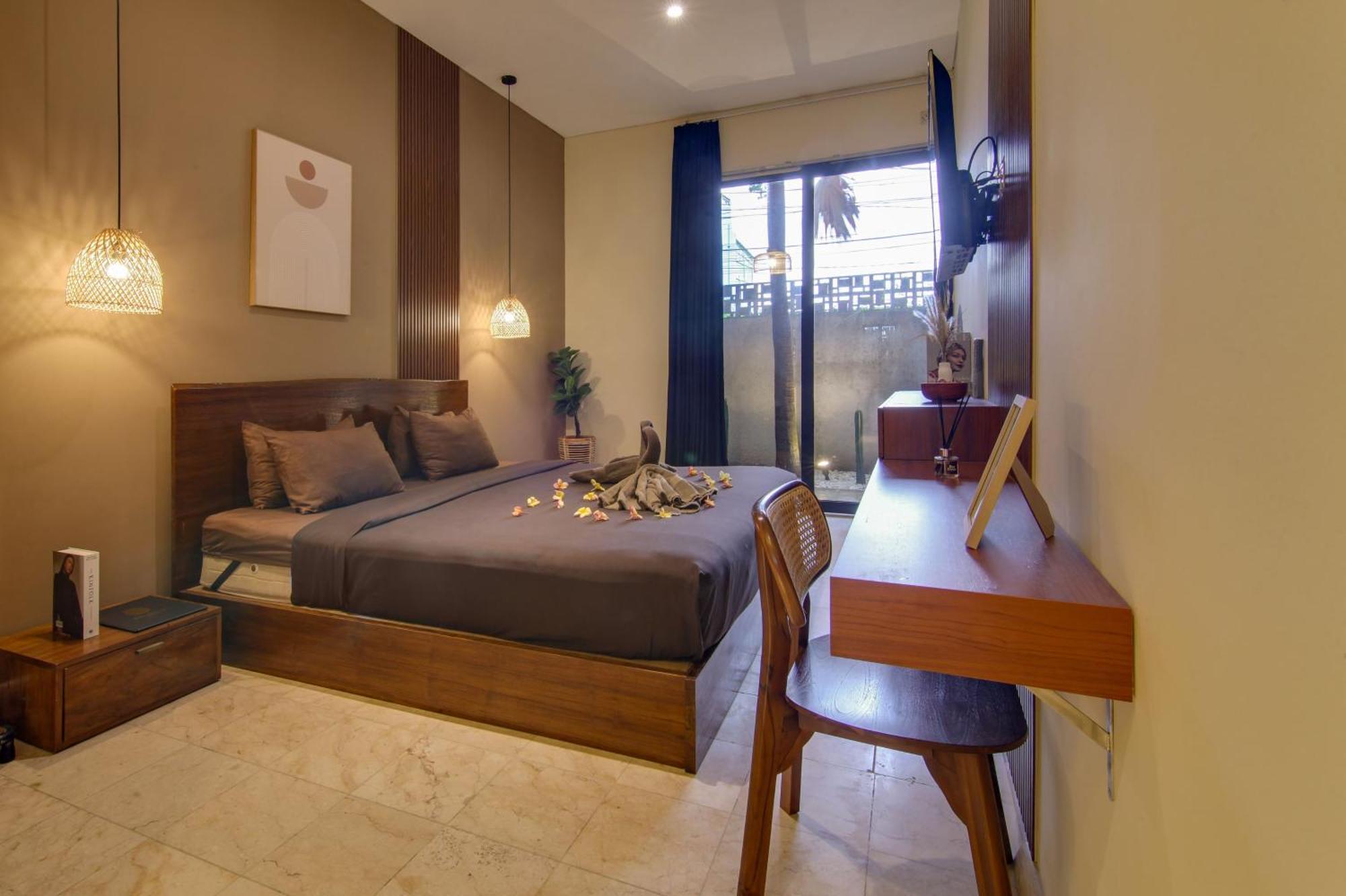 Escotel Casa De Luga Jakarta Bagian luar foto